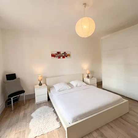 Cosy A Avec Terrasse Riquewihr